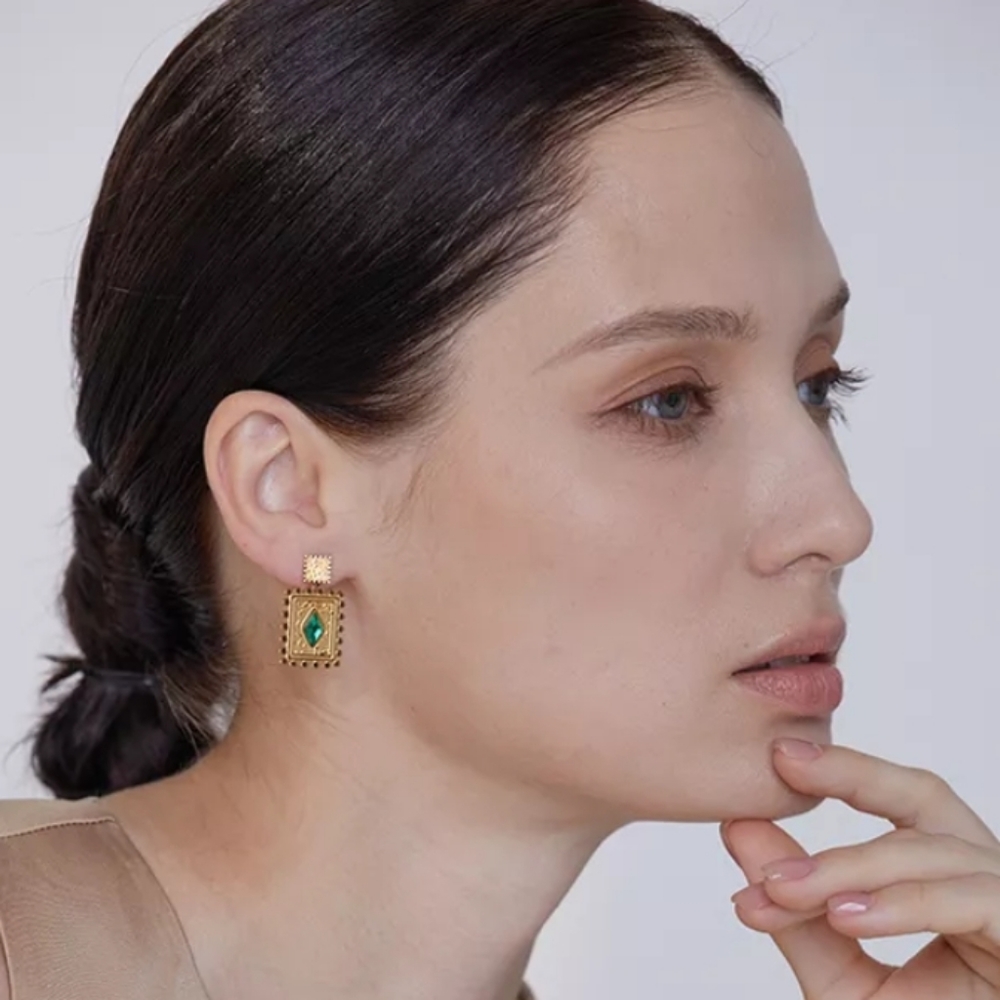 18 k Gold Plated Esmeralda Earrings
